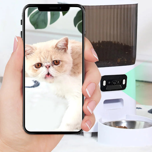 Smart Automatic Pet Feeder with Camera & Voice Recorder